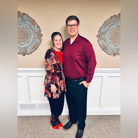 :)Welcome to my closet👋🏼🖤🎀(: - Picture 10 of 10